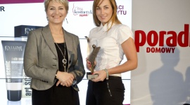 Podkład Double Cover Eveline nagrodzony tytułem „Mój kosmetyk 2013” Uroda, LIFESTYLE - 21 stycznia 2014 r. w hotelu Intercontinental w Warszawie odbył się finał szesnastej edycji konkursu "Mój kosmetyk” miesięcznika „Poradnik Domowy”.