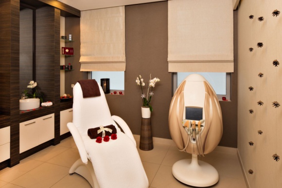 Błyskawiczne zabiegi pielęgnacyjne Uroda, LIFESTYLE - Karnawał trwa! Czas imprez i częstych zabaw to świetny pretekst, by pomyśleć o sobie i zadbać o wygląd, a przy okazji sprawić sobie przyjemność. Gdy mamy mało czasu, rozwiązaniem będą błyskawiczne zabiegi pielęgnacyjne, których efekty są widoczne natychmiast. title =