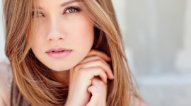 Młodsza i rozświetlona skóra na stałe!