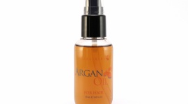 Gładka fruzura z serum BioElixire Argan Oil z olejkiem arganowym.