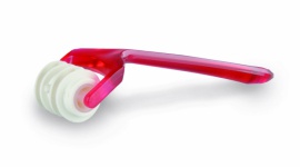 CLARENA WAVE ROLLER – ODMŁADZAJĄCY MASAŻ TWARZY Uroda, LIFESTYLE - MARKA CLARENA PRZEDSTAWIA WYJĄTKOWE URZĄDZENIE DO UŻYTKU DOMOWEGO – WAVE ROLLER.