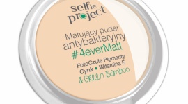 Selfie Project Matujący puder antybakteryjny Uroda, LIFESTYLE - Selfie Project to kosmetyki stworzone przez specjalistów dla wyjątkowo wymagającej młodej cery. Stop niedoskonałościom, wypryskom, zaskórnikom. Profesjonalne preparaty pozwolą o nich zapomnieć.. Stop błyszczeniu się. Koniec nieustannego myślenia o skórze!