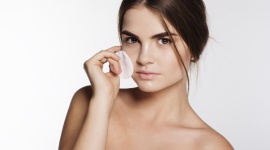 Uroda, LIFESTYLE - Regularne oczyszczanie skóry to podstawa pielęgnacji. Do tej pory, aby usunąć martwy naskórek i dogłębnie oczyścić pory, konieczna była wizyta u kosmetyczki. Dzięki Gentle Deep Pore Cleanser profesjonalne oczyszczanie cery można wykonać samodzielnie w domu. Profesjonalne oczyszczanie skóry w twoim domu Uroda, LIFESTYLE - Regularne oczyszczanie skóry to podstawa pielęgnacji. Do tej pory, aby usunąć martwy naskórek i dogłębnie oczyścić pory, konieczna była wizyta u kosmetyczki. Dzięki Gentle Deep Pore Cleanser profesjonalne oczyszczanie cery można wykonać samodzielnie w domu.