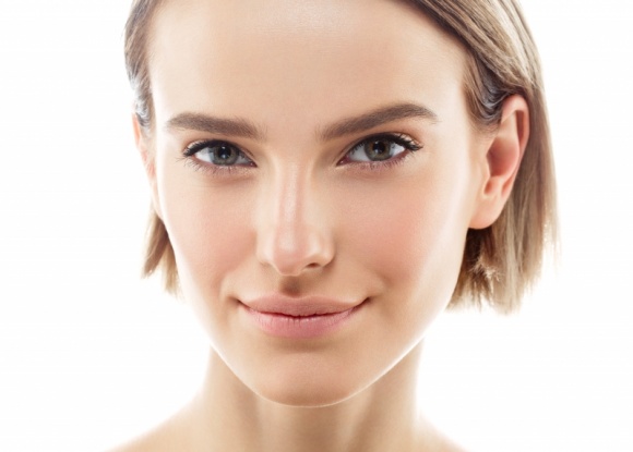 Kolagen – czy naprawdę działa? Uroda, LIFESTYLE - olagen można zdefiniować jako materiał, z którego powstaje młodość – jest cennym sojusznikiem w każdej strategii przeciwstarzeniowej. W ostatnim czasie opanował rynek urodowy. Jak korzystać z kolagenu aby przyniósł najlepsze rezultaty i sprawił, że skóra odzyska młodość i blask? title =