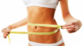 Szczupłe ciało do lata – jak wymodelować sylwetkę w 3 miesiące? Uroda, LIFESTYLE - Kto z nas nie marzy o pięknej sylwetce, która zjawiskowo prezentowałaby się w stroju kąpielowym czy szortach? Lato zbliża się wielkimi krokami, ale jest jeszcze czas, aby zająć się przygotowaniem ciała na wakacje. Co zdążymy zrobić w 3 miesiące?