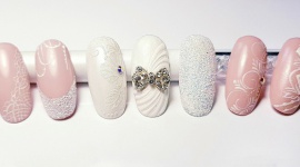 Trendy w manicure ślubnym od ChiodoPRO