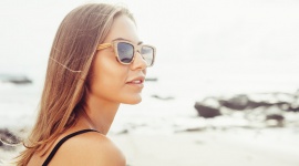 Uroda, LIFESTYLE - Stwierdzenie, że żadnych zabiegów medycyny estetycznej nie powinno się wykonywać latem, to mit. Tylko nieliczne z nich w okresie dużego nasłonecznienia mogą prowadzić do powikłań, takich jak np. przebarwienia skóry. Na które zabiegi warto umówić się podczas wakacji? Które zabiegi medycyny estetycznej można wykonać latem? Uroda, LIFESTYLE - Stwierdzenie, że żadnych zabiegów medycyny estetycznej nie powinno się wykonywać latem, to mit. Tylko nieliczne z nich w okresie dużego nasłonecznienia mogą prowadzić do powikłań, takich jak np. przebarwienia skóry. Na które zabiegi warto umówić się podczas wakacji?