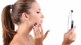 Powakacyjna regeneracja skóry z laserem CO2