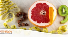 Noworoczne postanowienia w trosce o skórę Uroda, LIFESTYLE - Według danych CBOS ponad połowa Polaków robi noworoczne postanowienia. Najczęściej dotyczą one naszego zdrowia, likwidacji niewłaściwych nawyków czy skuteczniejszego radzenia sobie ze stresem. Co zrobić, by nasze postanowienia nie były kolejną, niespełnioną obietnicą?