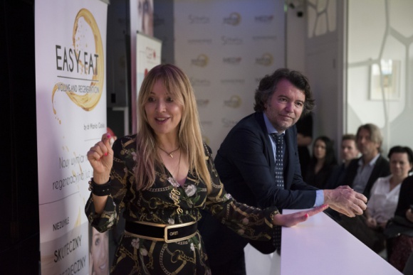 INNOWACJA I PIĘKNO w klinice Sthetic! Uroda, LIFESTYLE - 11 marca w warszawskiej klinice Sthetic dr Jagielskiej odbyła się konferencja prasowa dotycząca nowości na polskim rynku medycyny estetycznej – zabiegów EASY FAT. title =