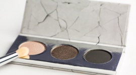 Wegańska paleta cieni na każdą okazję od IUNO Cosmetics