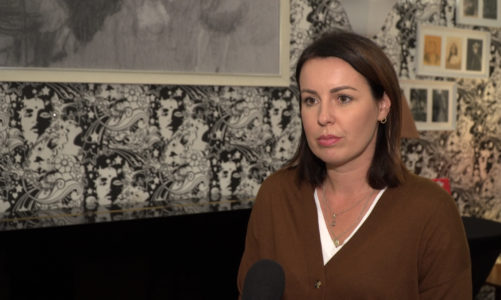 Eliza Gwiazda i Artur Chamski czują się oszukani przez banki przy podpisywaniu kredytu we frankach. Będą walczyć o swoje prawa