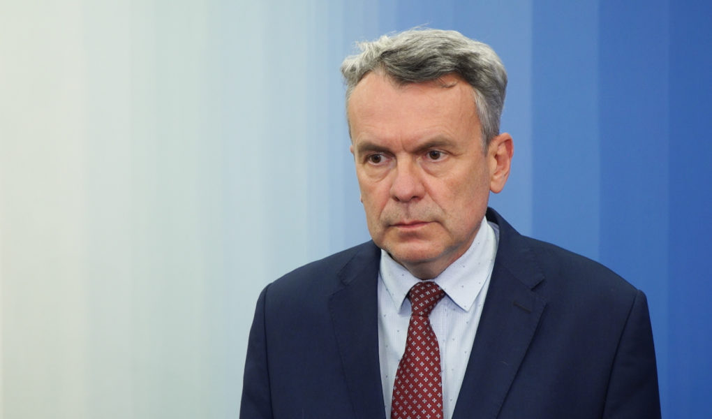 Niemal 1/4 Polaków zmaga się z zaburzeniami psychicznymi. Stereotypy i negatywny język utrudniają im walkę z chorobą