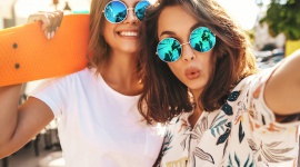 Składniki, które pokochały Polki! Uroda, LIFESTYLE - Polki cenią sobie tradycję w pielęgnacji w nowoczesnym wydaniu. Ufają sile pochodzącej ze skarbów natury, oryginalnym recepturom opartym na zielarstwie, ale głównie tym wzbogaconym o najnowszą wiedzę biotechnologiczną ekspertów.