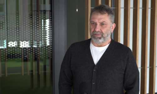 Piotr Metz: Muzyka nie jest już tak ważna jak kiedyś. Kiedyś to był podstawowy sposób na relaks, teraz inaczej spędza się wolny czas