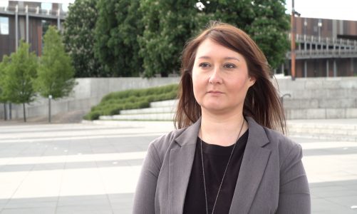 Zaledwie co czwarty Polak podczas podróży rowerem lub hulajnogą zakłada kask. Tylko co trzeci ma ubezpieczenie od następstw nieszczęśliwych wypadków