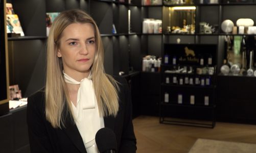 Z powodu pandemii psy i ich właściciele są ze sobą właściwie nieustannie. Niektóre zwierzęta mają lęki separacyjne, gdy nagle zostają same