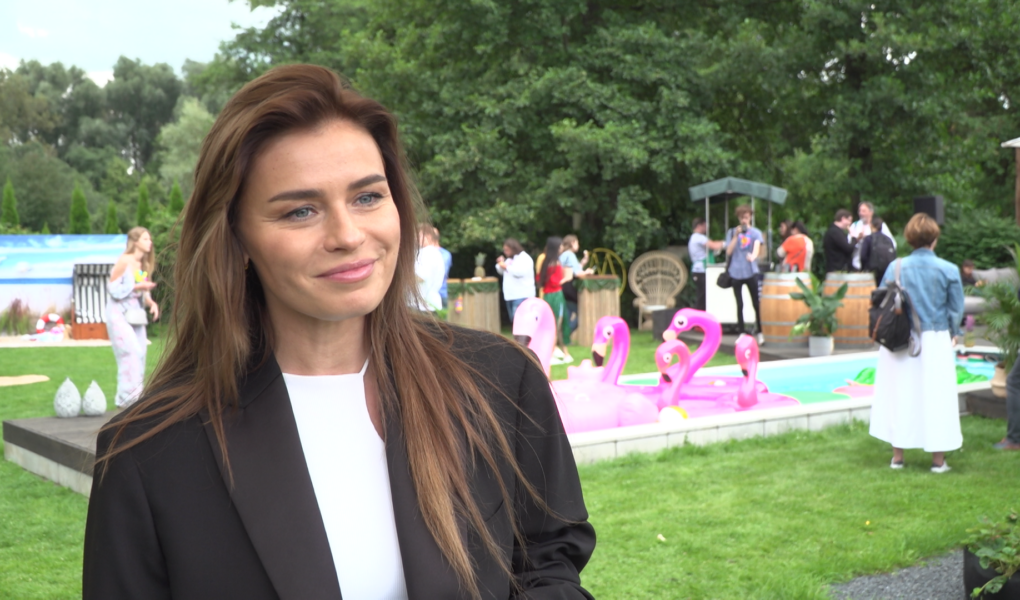 Natasza Urbańska: Jestem uzależniona od telefonu i Instagrama. Ale wynika to też z mojego zawodu, bo po prostu muszę uczestniczyć w tym biegu