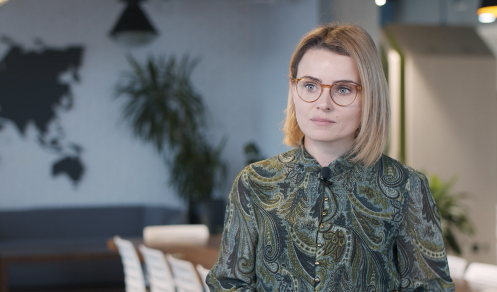 Polacy przygotowują się do sezonu zimowego na stoku. Coraz częściej sprzęt narciarski kupują w sieci