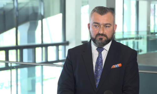 Sezon żeglarski się rozkręca. Specjalna mapa skrzyżowań szlaków wodnych z liniami energetycznymi ma zwiększyć bezpieczeństwo żeglarzy