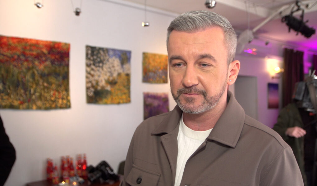 Krzysztof Skórzyński: Lubimy mówić, że dbamy o środowisko i dajemy rzeczom drugie życie. A potem idziemy do galerii i kupujemy nowe ubrania