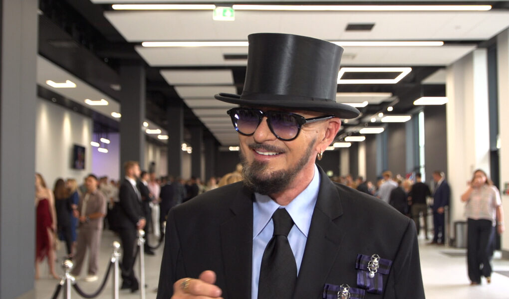 Tomasz Jacyków: Dzięki Bogu jestem już wolny od szkoły. Miałem wtedy wrażenie, że otaczają mnie wyłącznie idioci