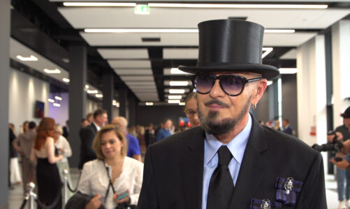 Tomasz Jacyków: Nie lubię uczestniczyć w wakacyjnym obłędzie migracji ludzi. Unikam jak ognia tego, na co inni czekają cały rok