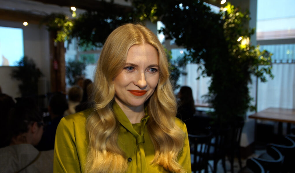 Paulina Chapko: Nie jestem wielką fanką celebrowania świąt w tradycyjny sposób. U mnie prezenty będą nie pod choinką, ale pod palmą