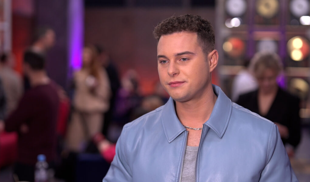 Adam Zdrójkowski: Do „Must Be the Music” przychodzi wielu artystów, którzy już mają jakieś doświadczenie w mediach czy na scenach. Dzięki telewizji mogą się najlepiej wypromować